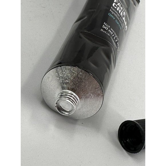 2-Zew For Men Essential  Moisturizing Face Cream With Hemp Oil For Dry Skin - Picture 3 of 6